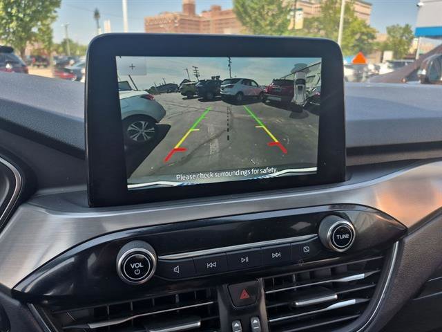 Used 2022 Ford Escape Titanium image 15