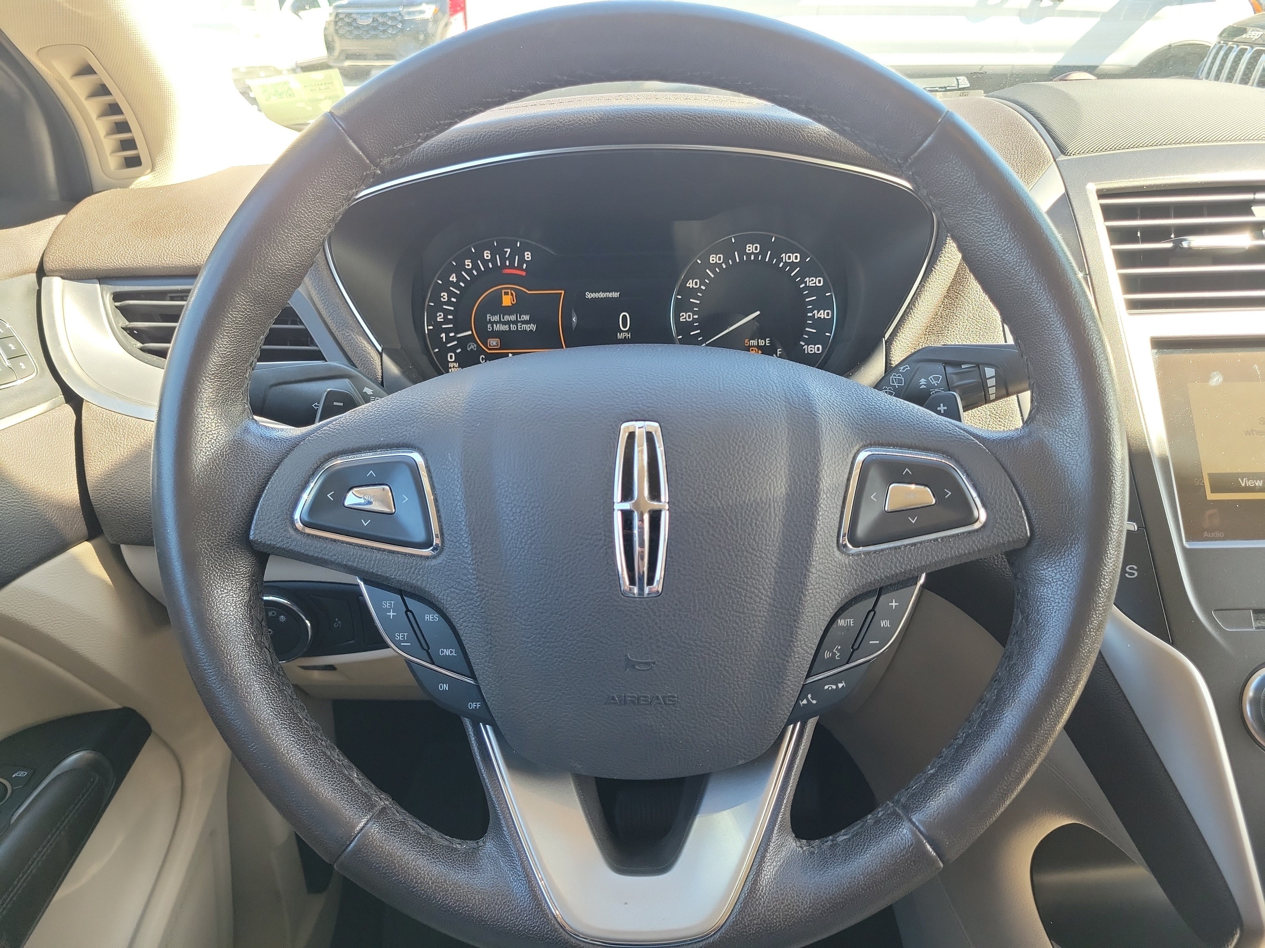 Used 2019 Lincoln MKC Premiere FWD image 21