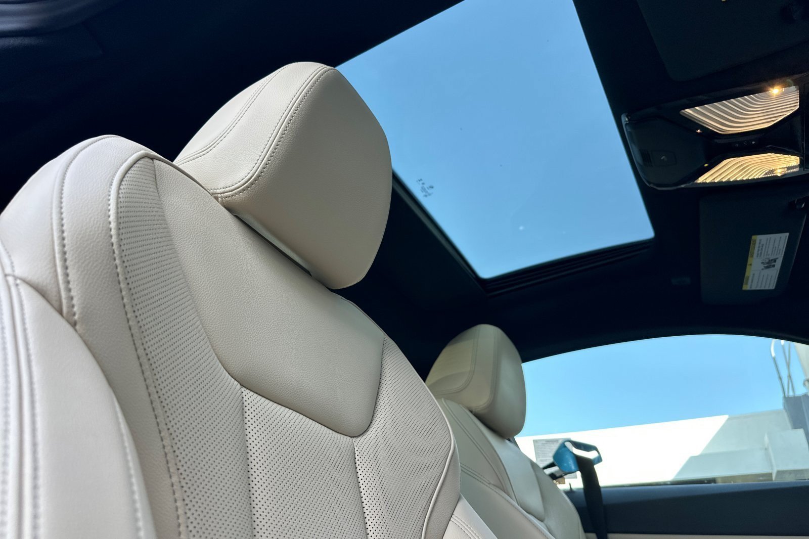 Used 2024 BMW M440i Coupe RWD image 13