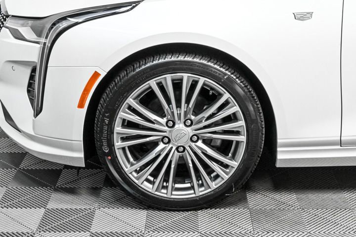 New 2025 Cadillac CT4 Premium Luxury image 28