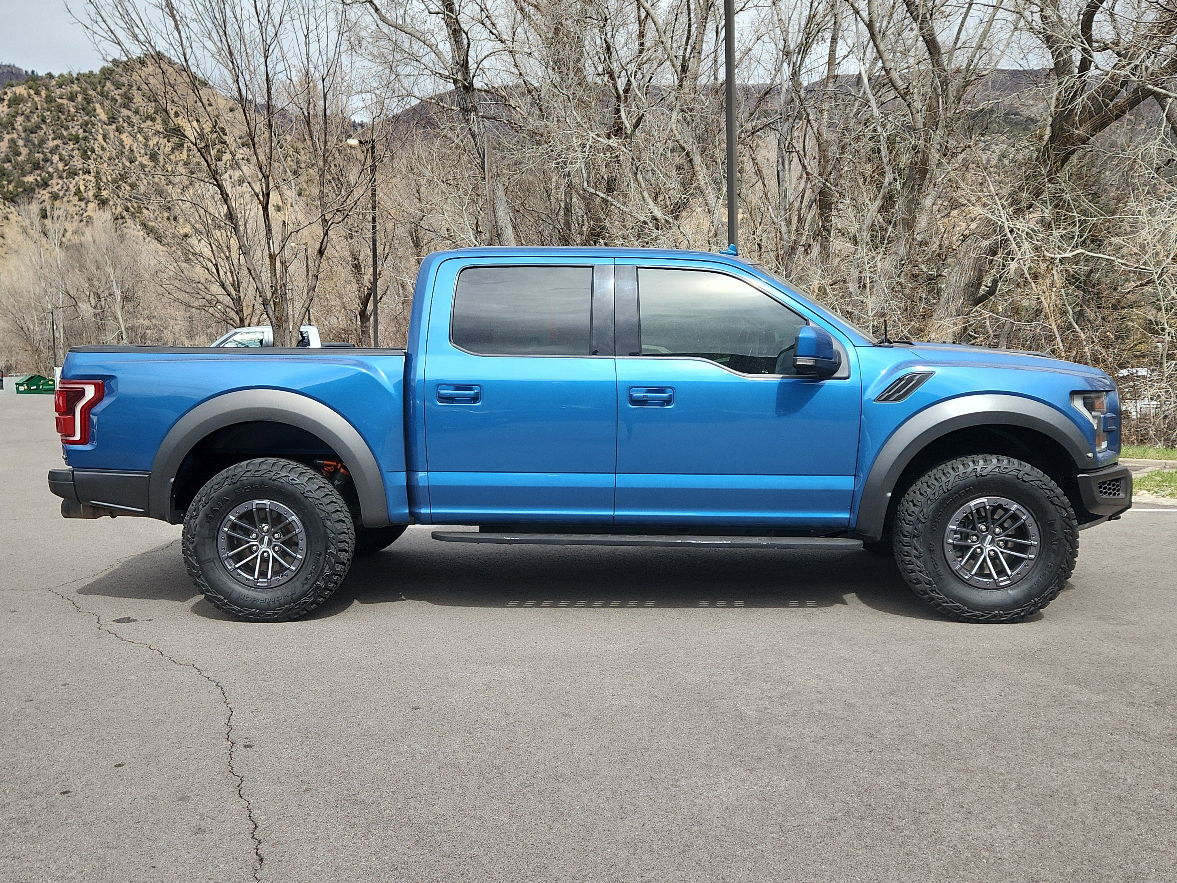 Used 2019 Ford F150 Raptor w/ Equipment Group 802A Luxury image 3