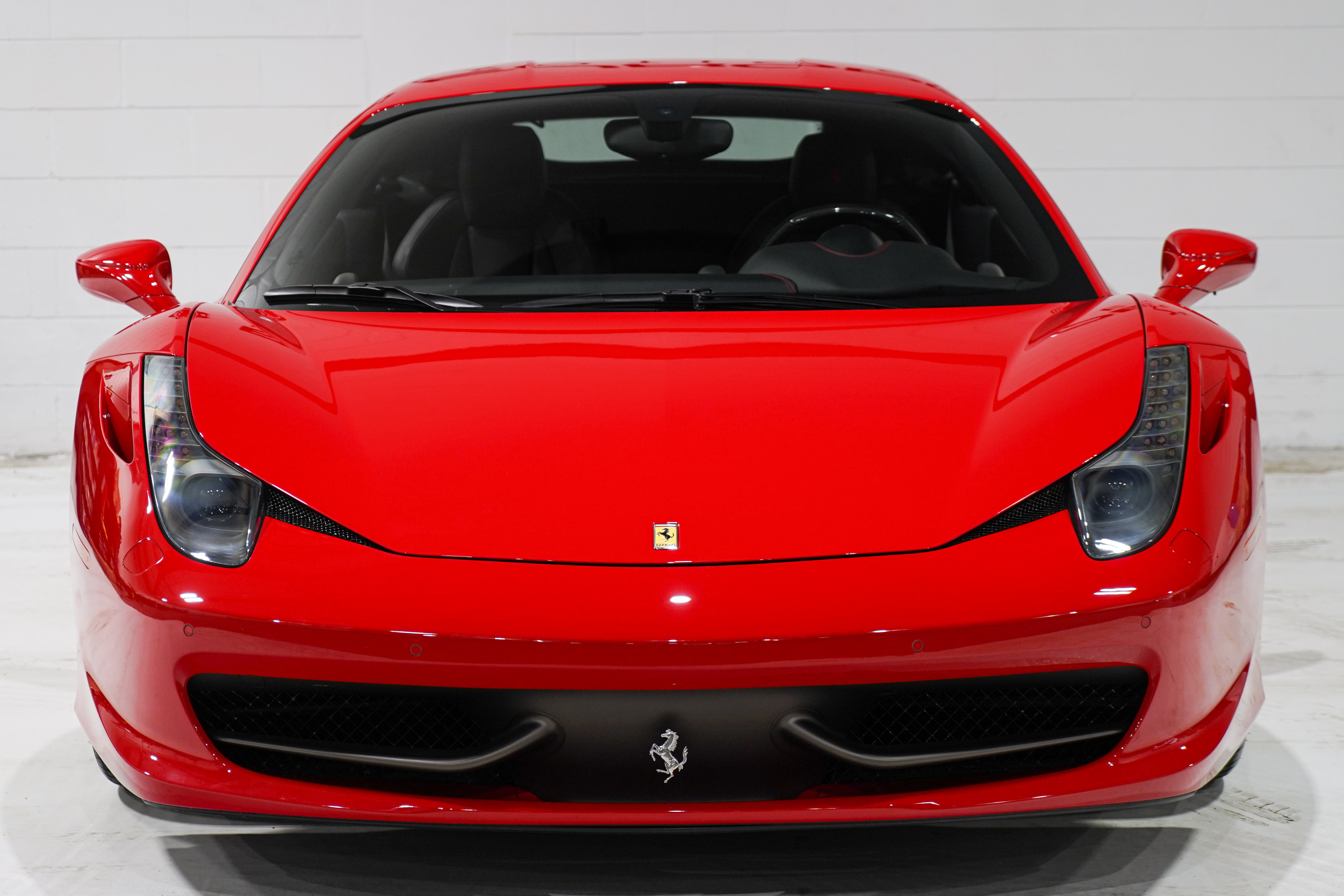 Used 2014 Ferrari 458 Italia Coupe RWD image 5