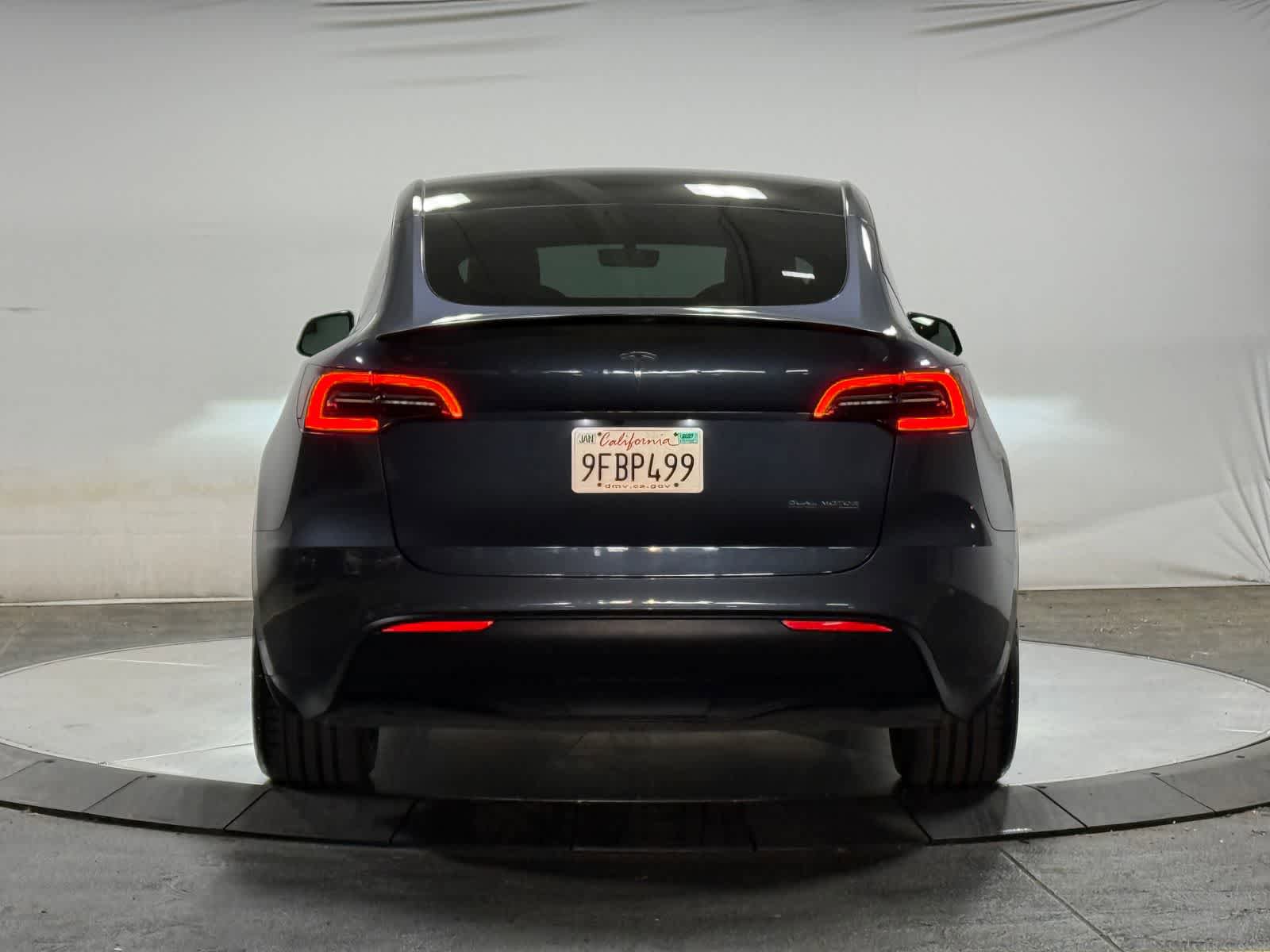 Used 2023 Tesla Model Y Performance AWD/4WD image 3