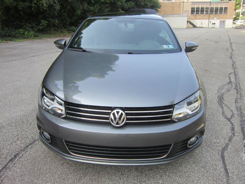 Used 2013 Volkswagen Eos Komfort FWD image 4