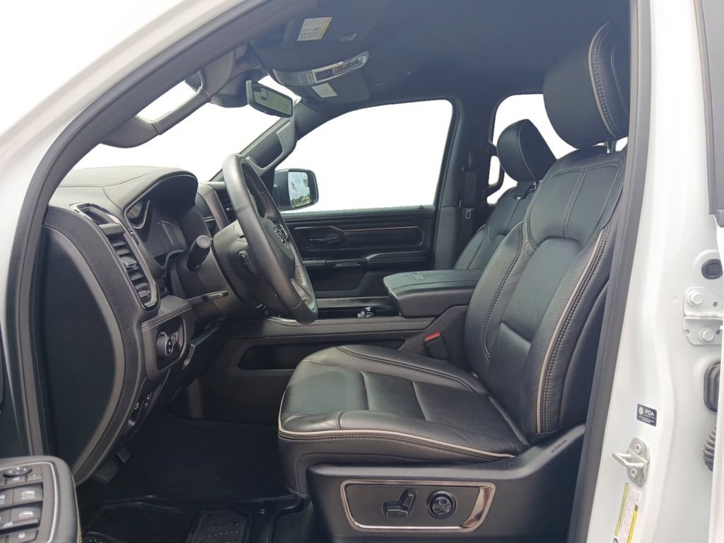 Used 2024 RAM 1500 Limited AWD/4WD image 9