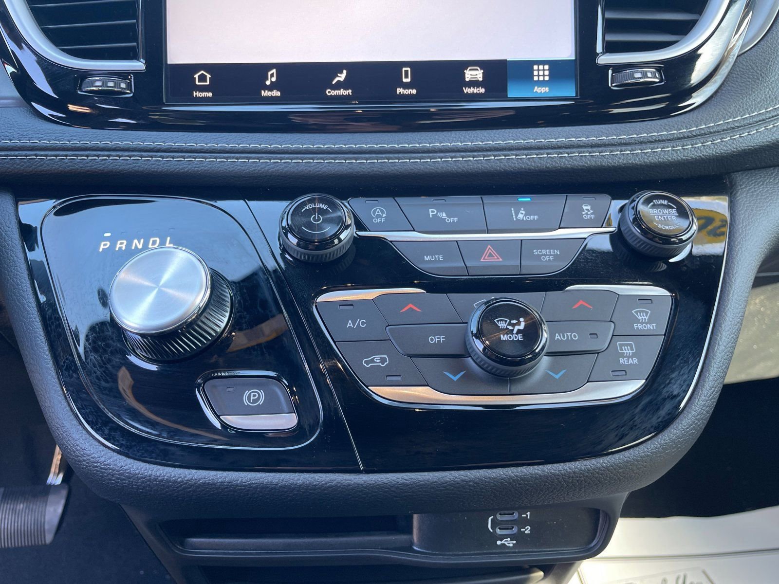 New 2026 Chrysler Pacifica Select image 23
