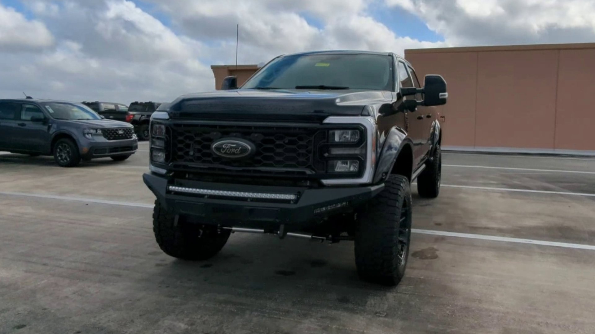 New 2026 Ford F250 Lariat w/ Black Appearance Package image 9