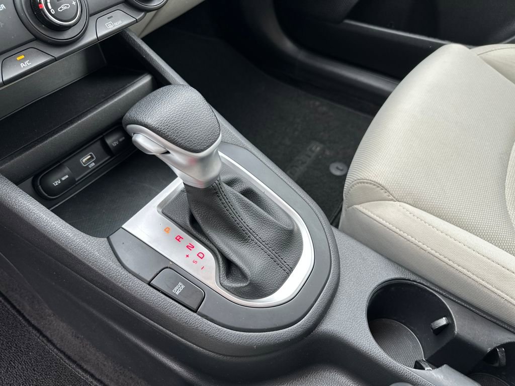 Used 2023 Kia Forte LXS image 11