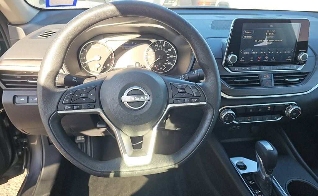Used 2026 Nissan Altima 2.5 SV FWD image 5