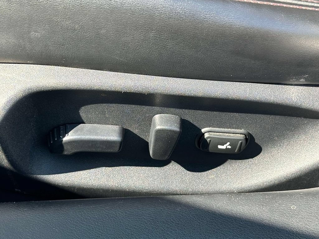 Used 2019 INFINITI Q50 Red Sport 400 AWD/4WD image 17