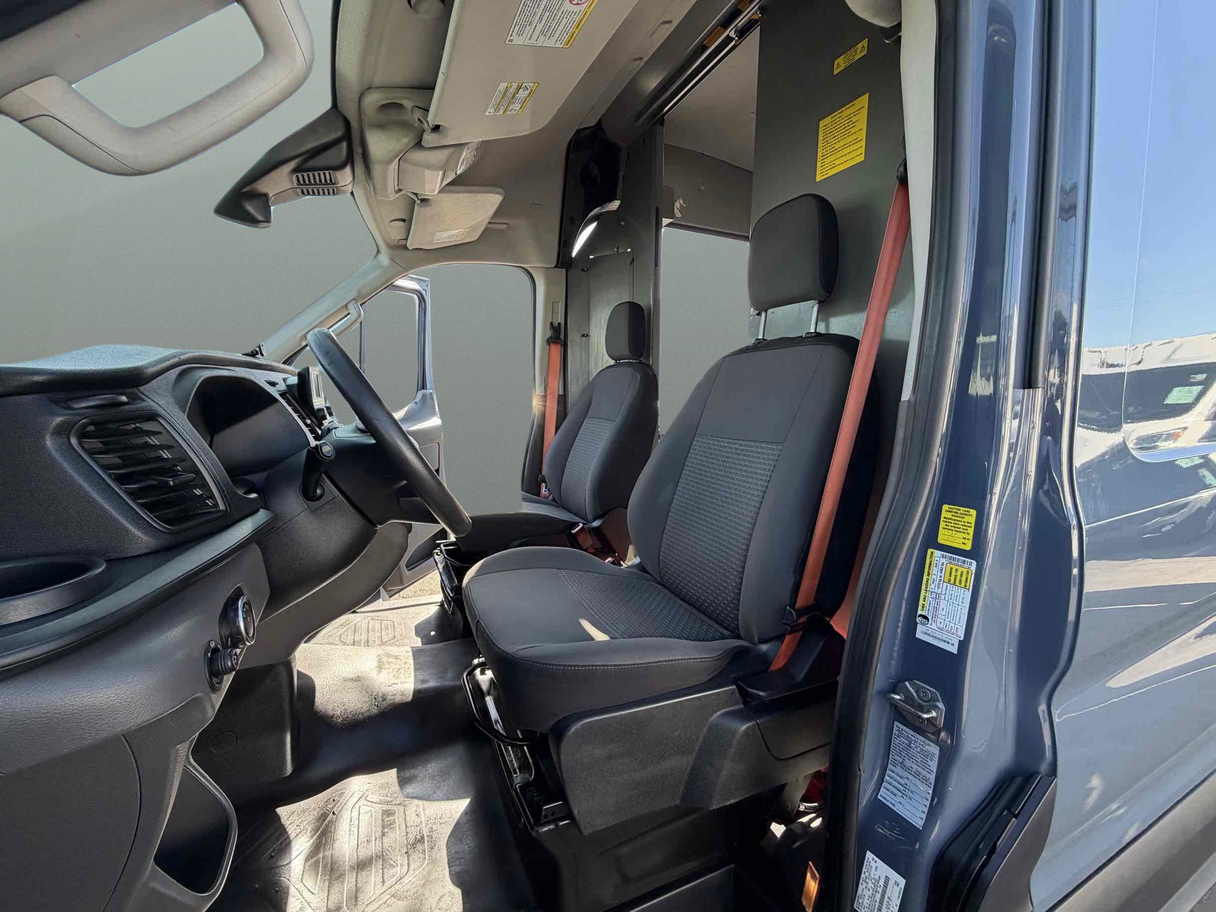 Used 2020 Ford Transit 250 148 High Roof Extended RWD image 13