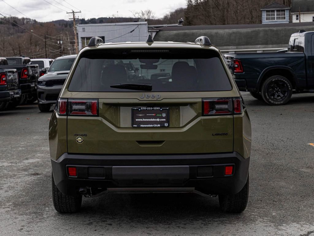 New 2026 Jeep Cherokee Laredo AWD/4WD image 5