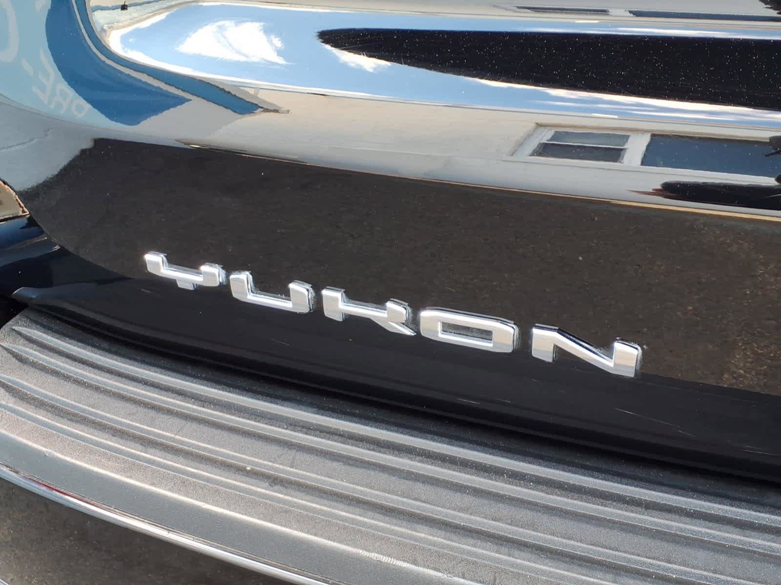 Used 2025 GMC Yukon XL Denali AWD/4WD image 18