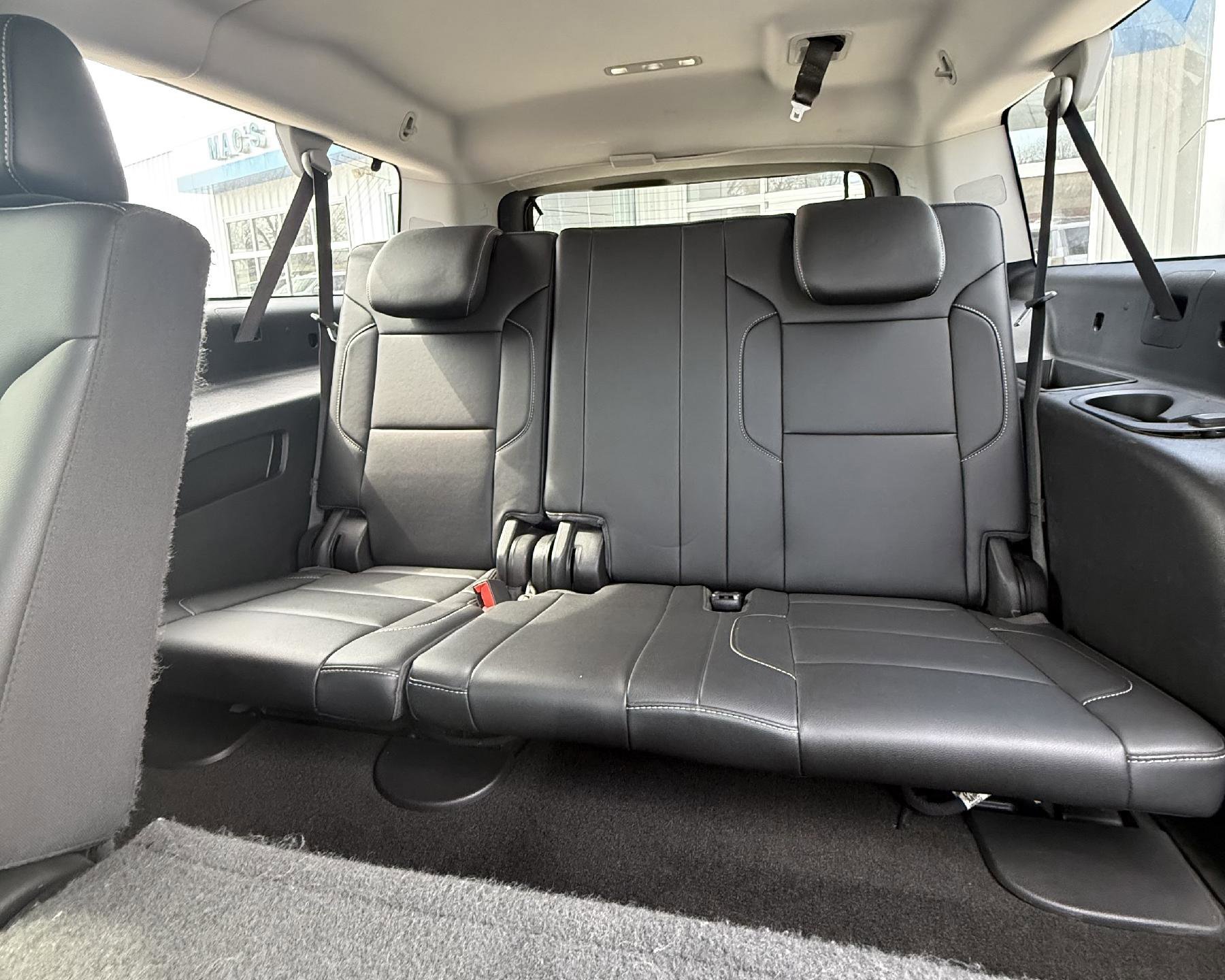 Used 2018 Chevrolet Suburban LT w/ LT Signature Package image 20