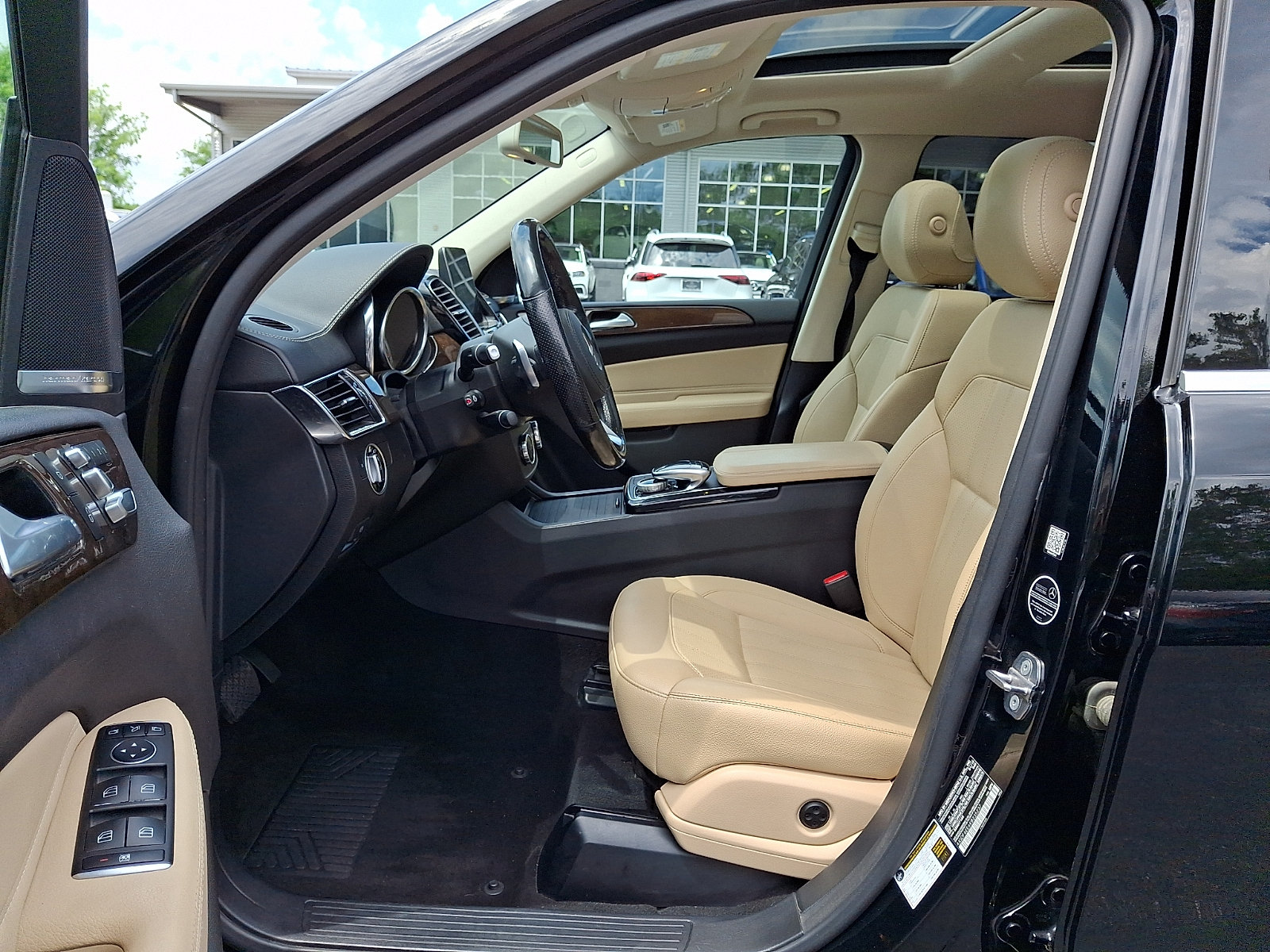 Used 2019 Mercedes-Benz GLS 450 4MATIC image 15