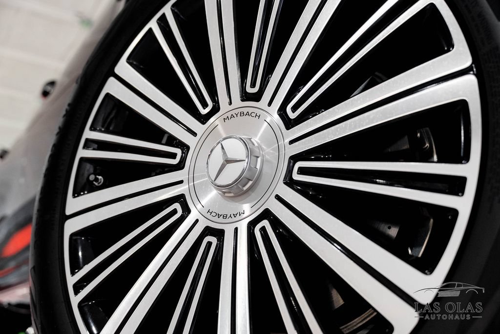 Used 2026 Mercedes-Benz Maybach GLS 600 4MATIC image 77