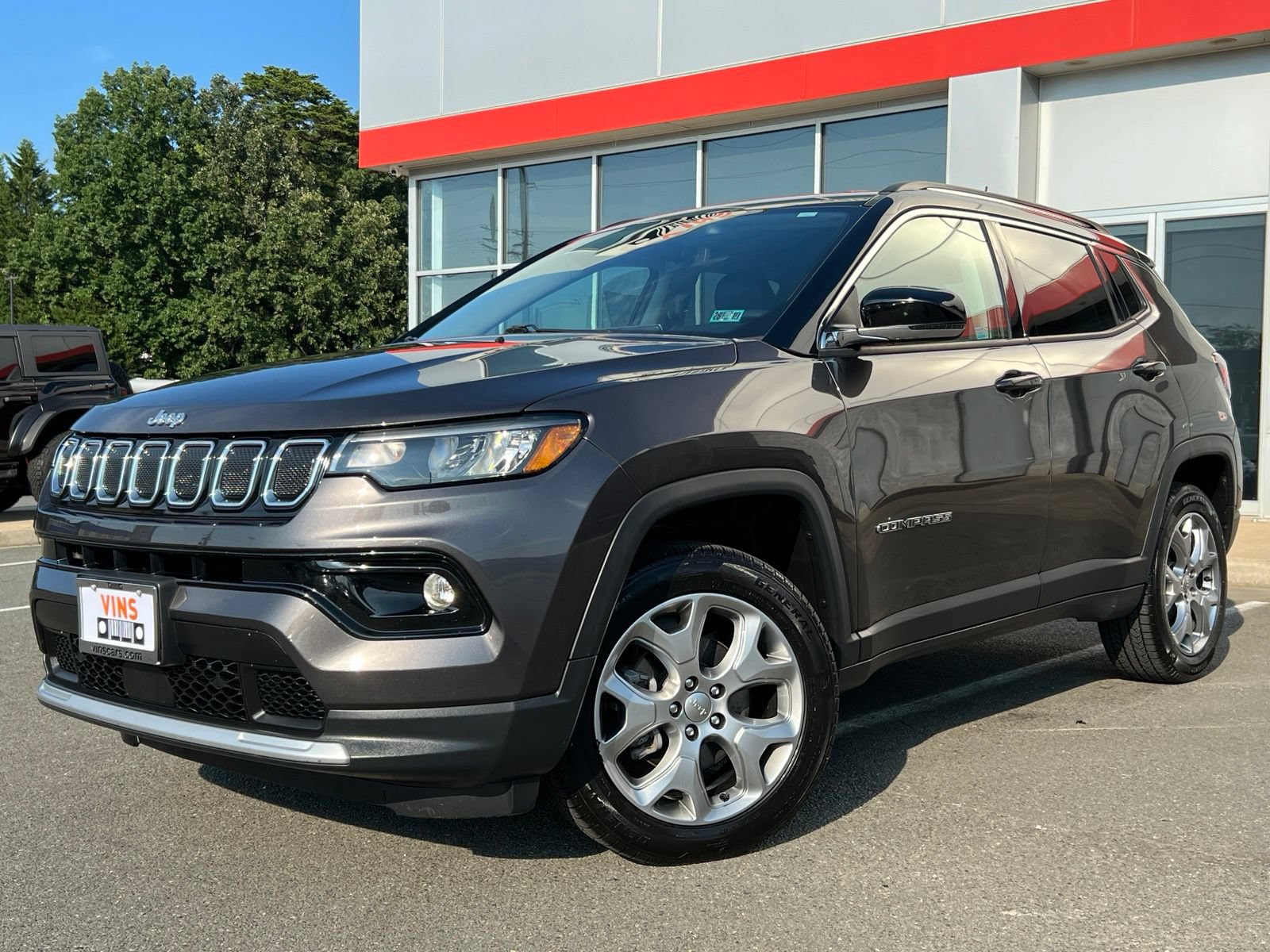 Used 2022 Jeep Compass Limited AWD/4WD image 24