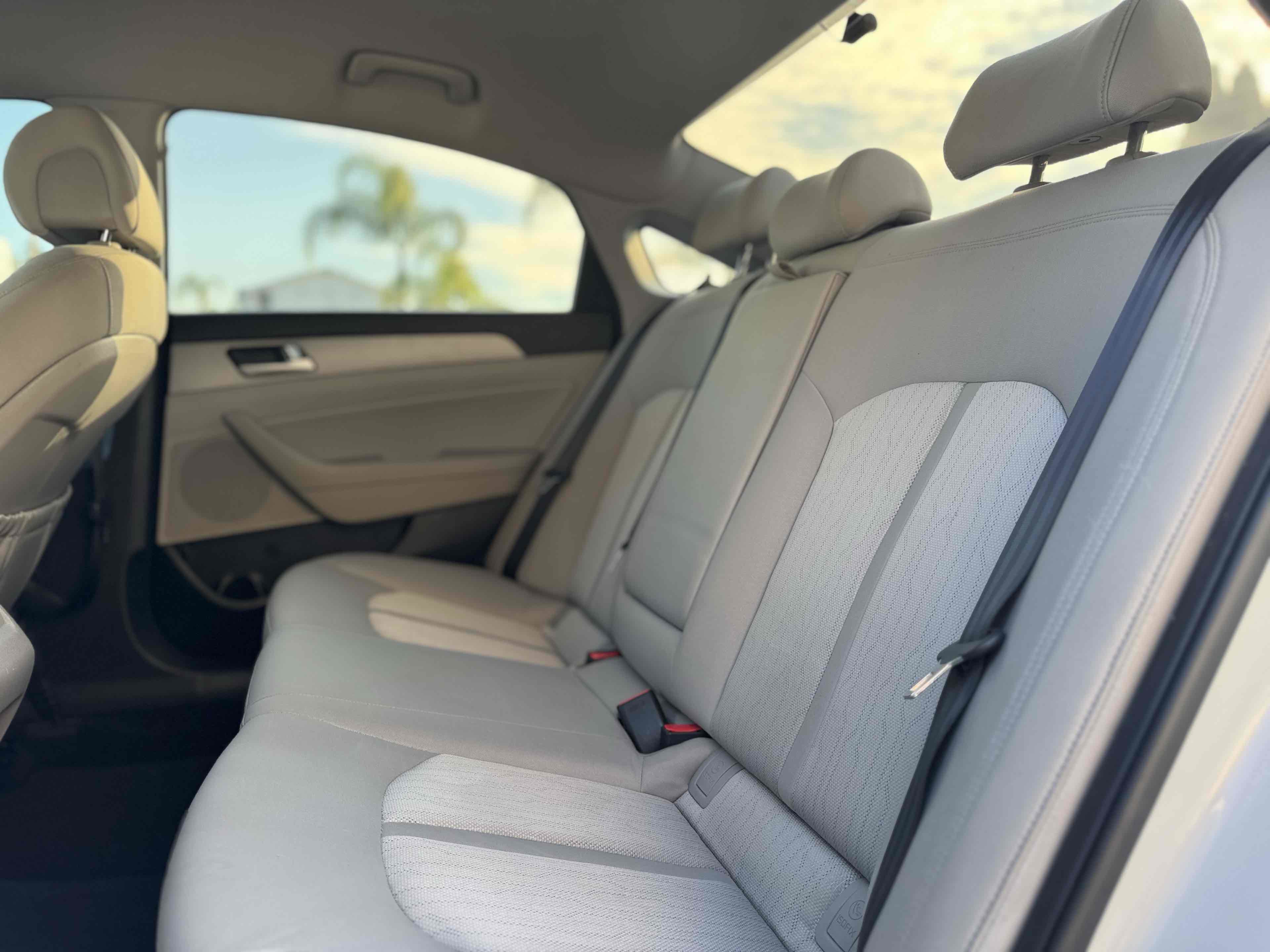 Used 2016 Hyundai Sonata SE FWD image 13