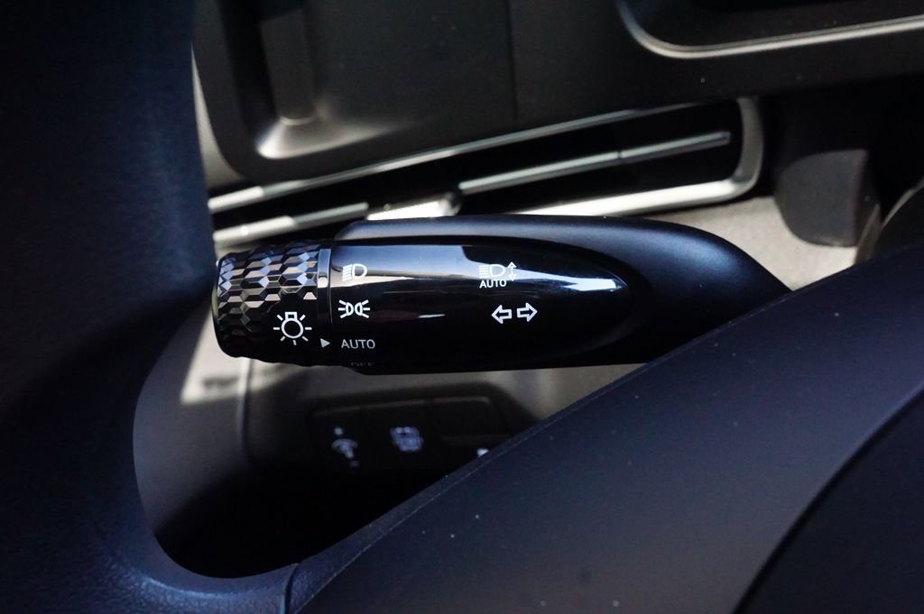 New 2025 Hyundai Elantra Blue image 15