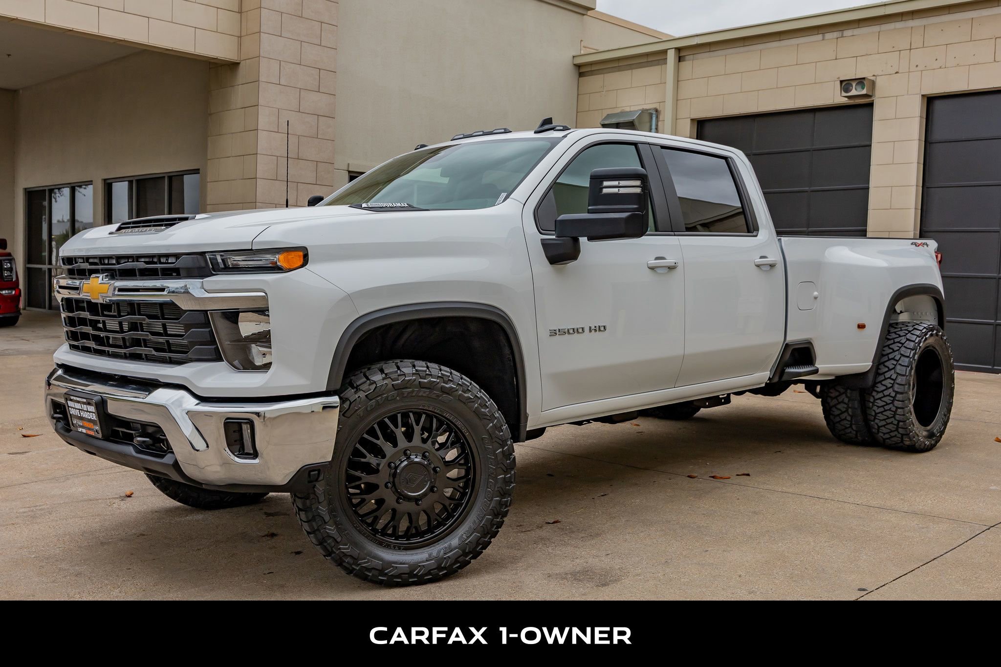 Used 2026 Chevrolet Silverado 3500 LT w/ Convenience Package AWD/4WD image 5