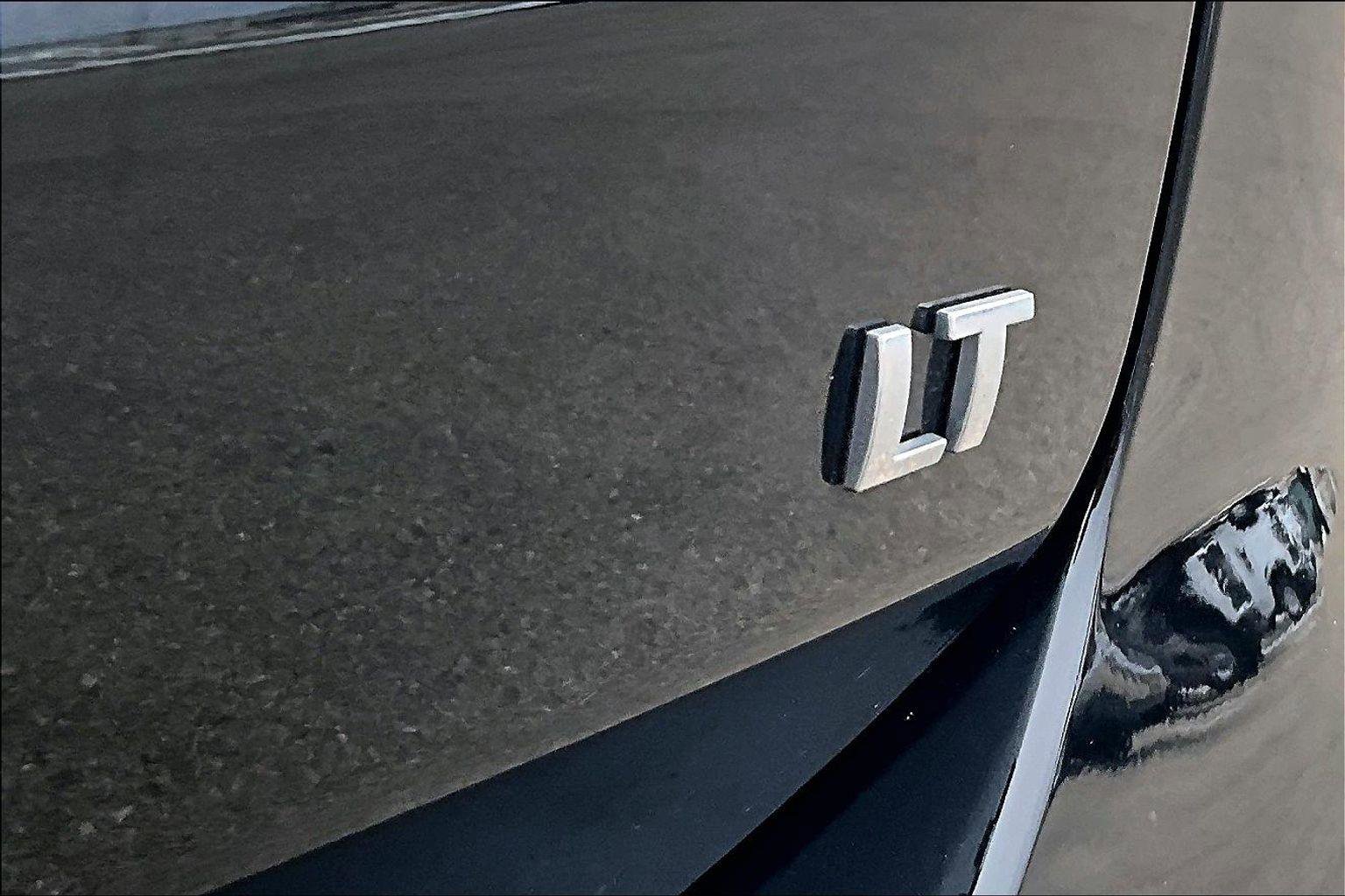 Used 2020 Chevrolet Equinox LT image 9