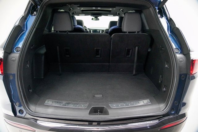 Used 2023 Buick Enclave Essence w/ Experience Buick Package image 15