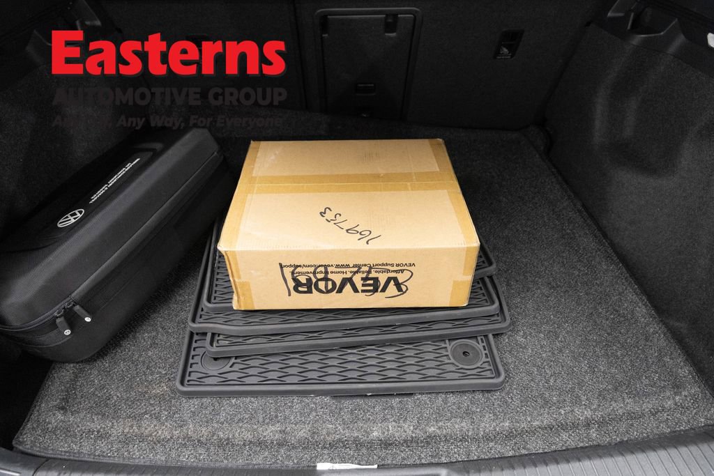 Used 2021 Volkswagen ID.4 Pro S w/ ID.4 Protection Package image 9