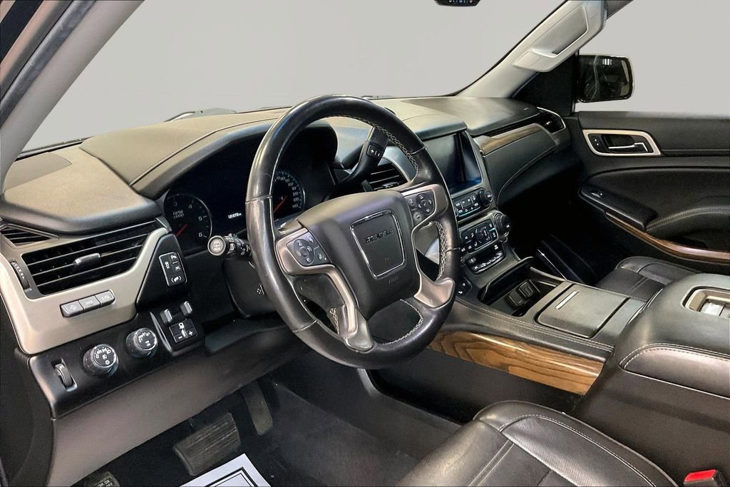 Used 2019 GMC Yukon XL Denali AWD/4WD image 20