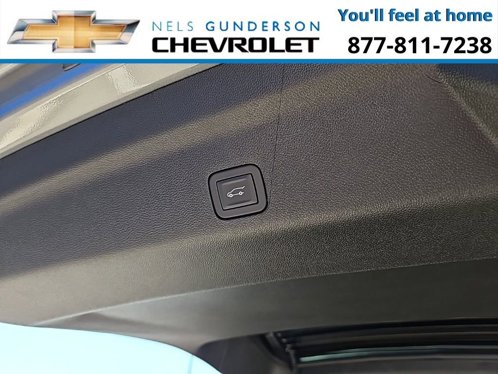 New 2025 Chevrolet Suburban LT w/ Advanced Technology Package image 19