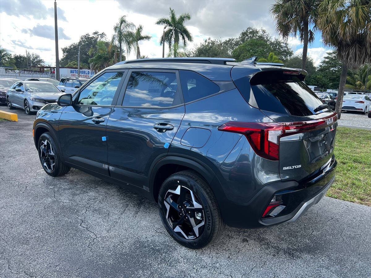 Used 2025 Kia Seltos S AWD/4WD image 7