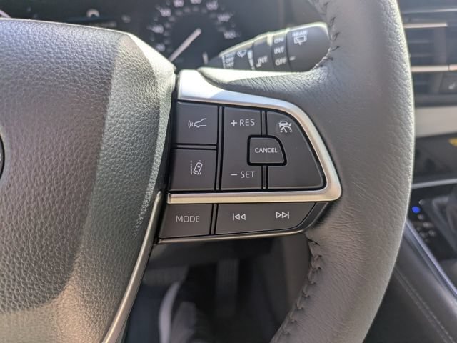 New 2026 Toyota Sienna XLE AWD/4WD image 20