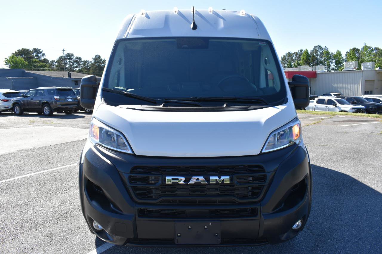 Used 2025 RAM ProMaster 2500 w/ Convenience Group FWD image 3