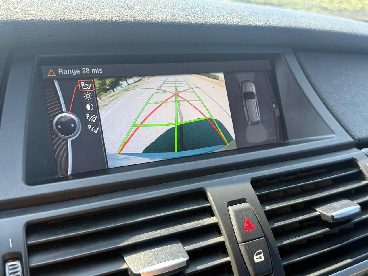 Used 2011 BMW X5 M image 13