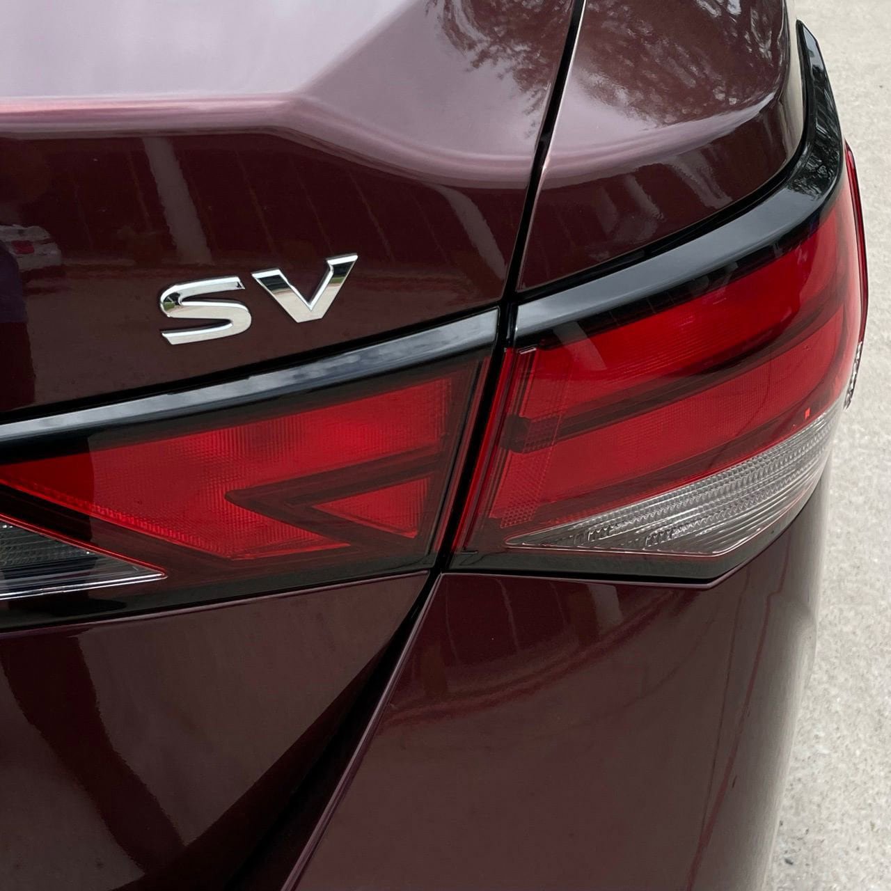 Used 2024 Nissan Sentra SV FWD image 6