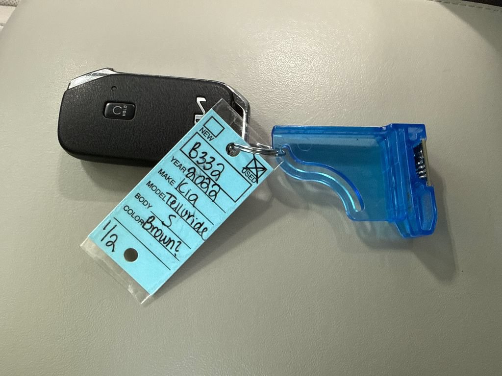 Used 2022 Kia Telluride S AWD/4WD image 18