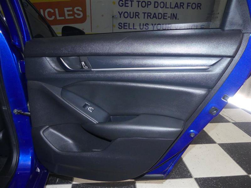 Used 2020 Honda Accord Sport image 28