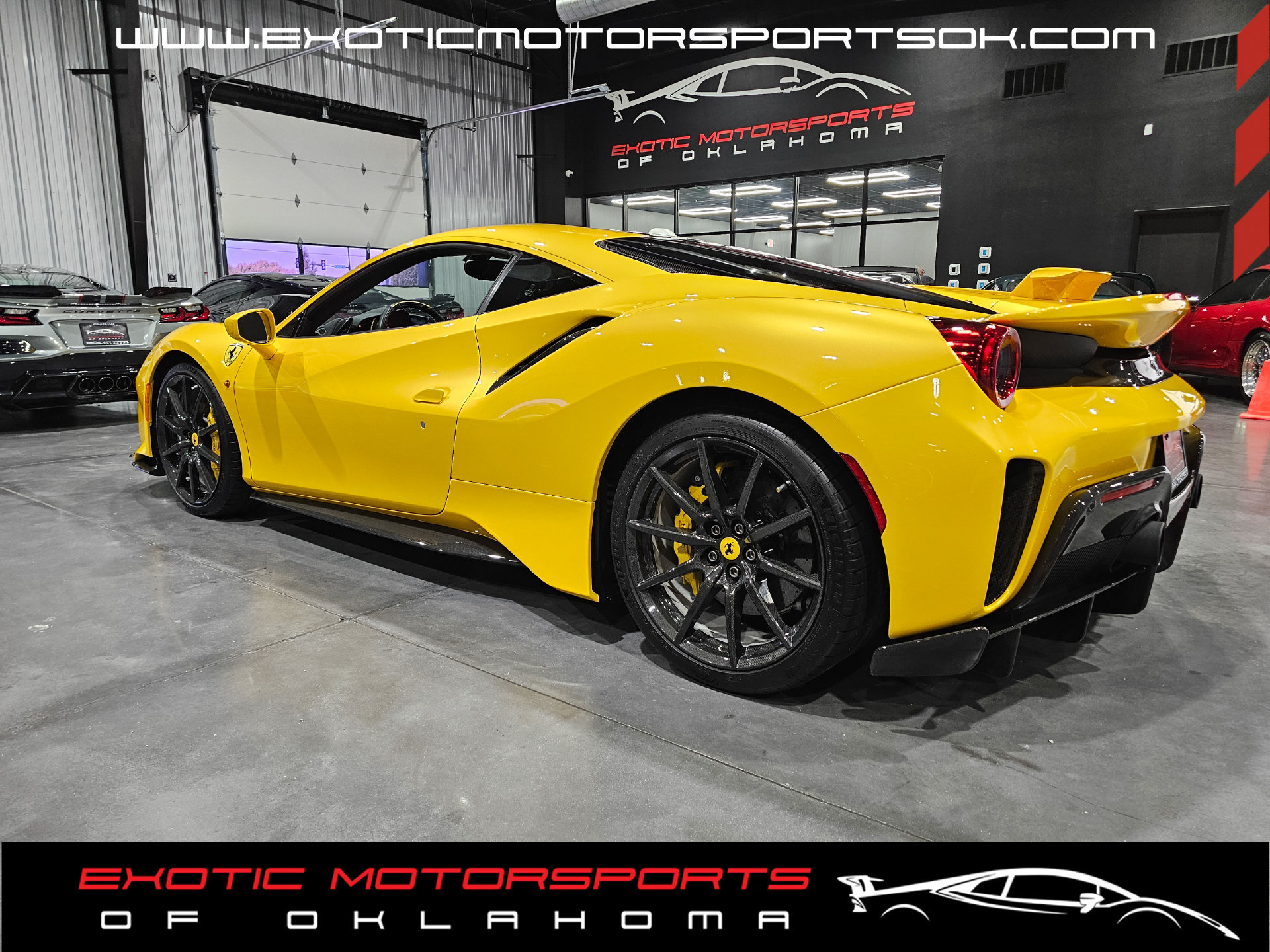 Used 2020 Ferrari 488 Pista Coupe RWD image 23