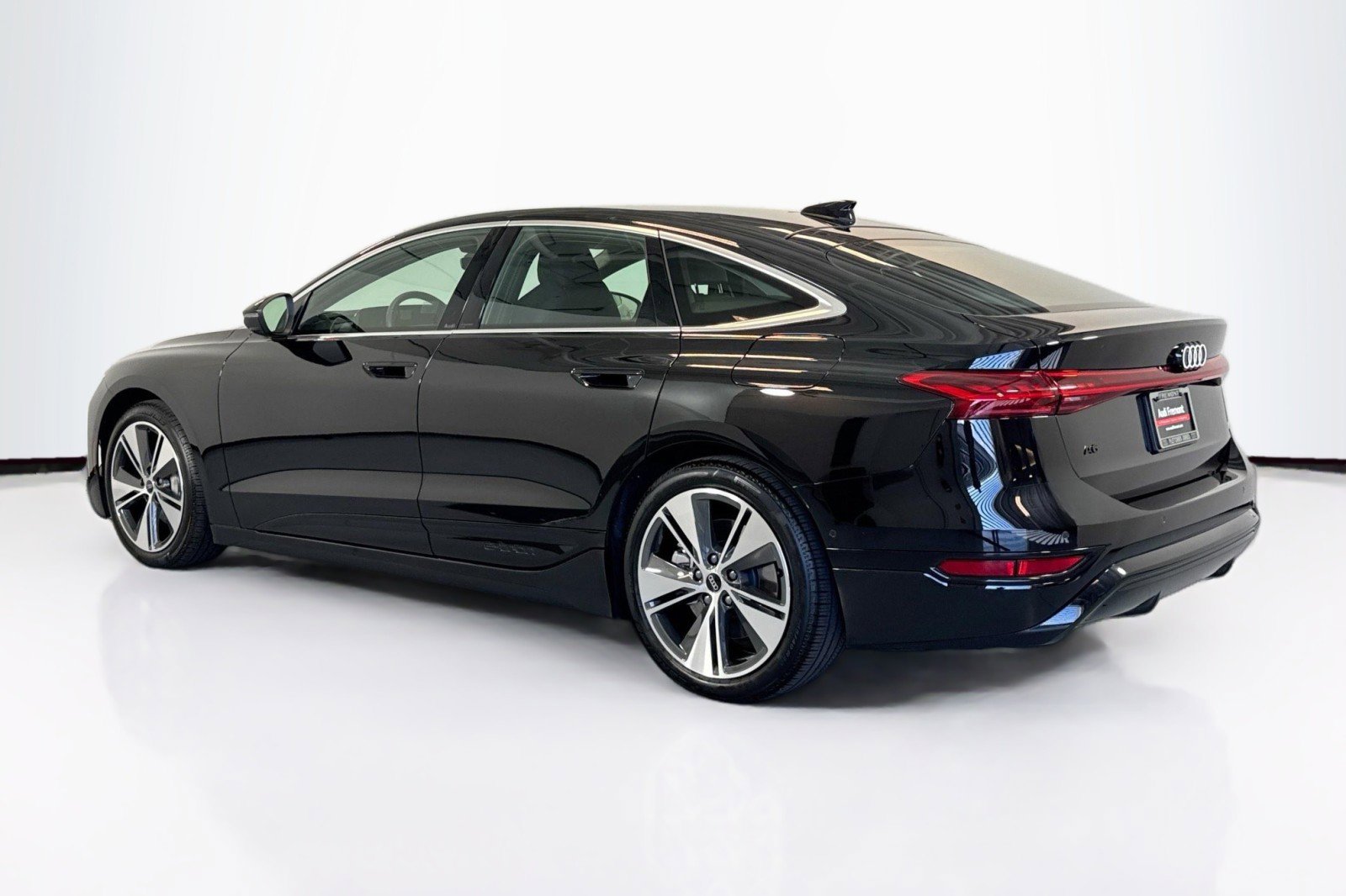 Used 2025 Audi A6 e-tron Prestige w/ Black Warm Weather Package RWD image 7