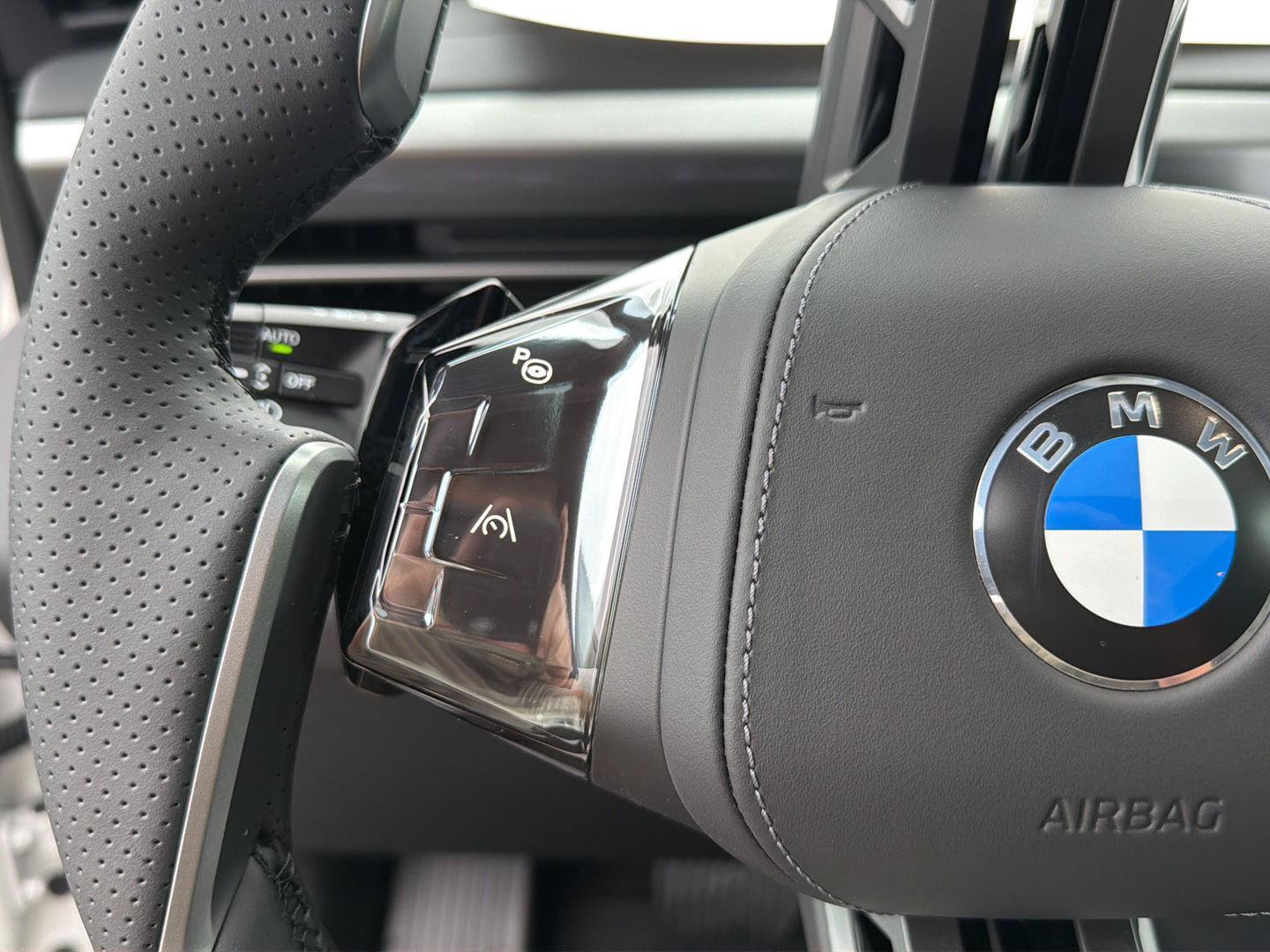New 2027 BMW X5 xDrive50e AWD/4WD image 21