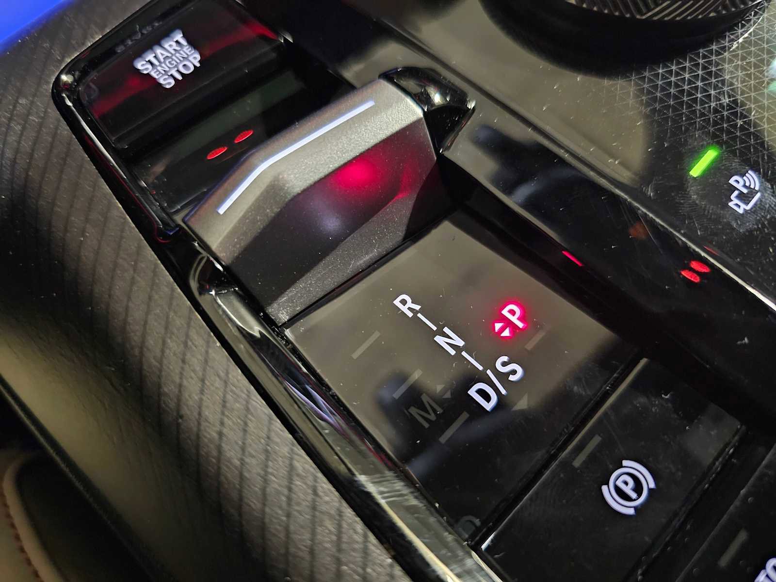 Used 2025 BMW X3 M50 w/ Premium Package image 26