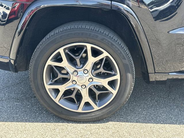 Used 2020 Jeep Grand Cherokee Overland RWD image 22