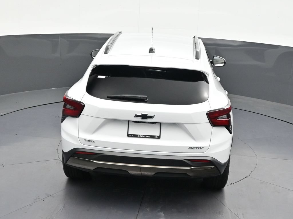Used 2025 Chevrolet Trax ACTIV FWD image 18