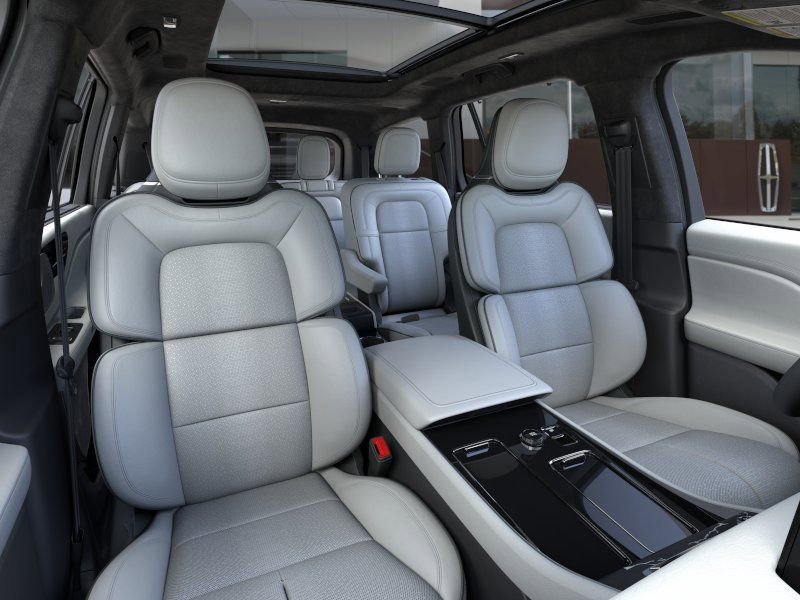 New 2026 Lincoln Aviator Black Label AWD/4WD image 10
