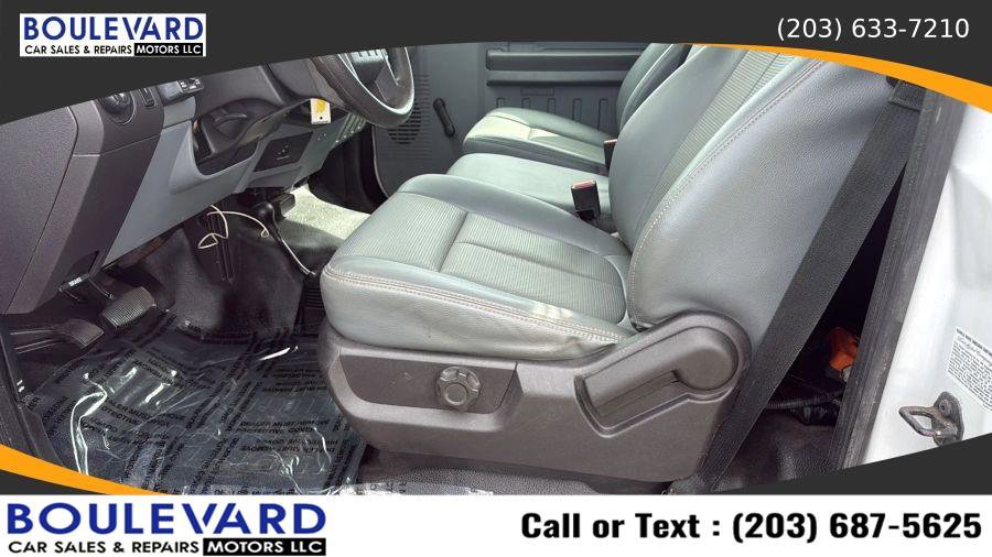 Used 2015 Ford F550 4x4 Regular Cab Super Duty image 27