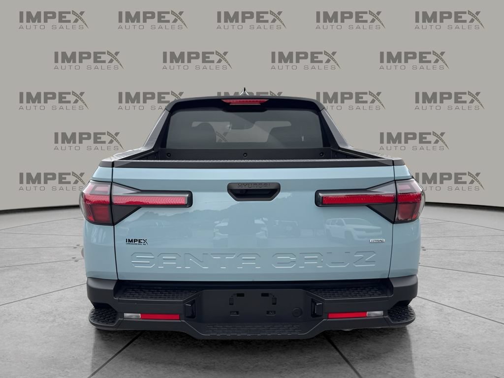 Used 2024 Hyundai Santa Cruz SE AWD/4WD image 4