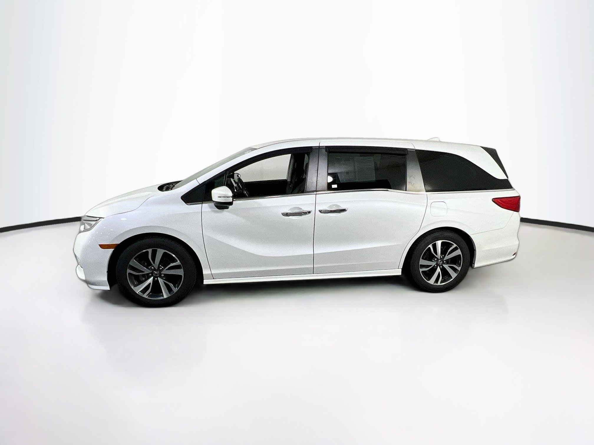 Used 2021 Honda Odyssey Touring image 8