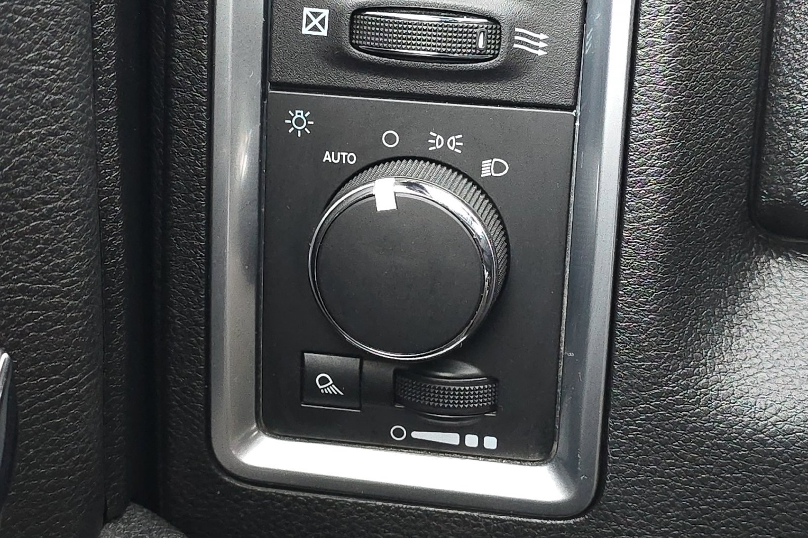 Used 2024 RAM 1500 Classic Warlock image 34