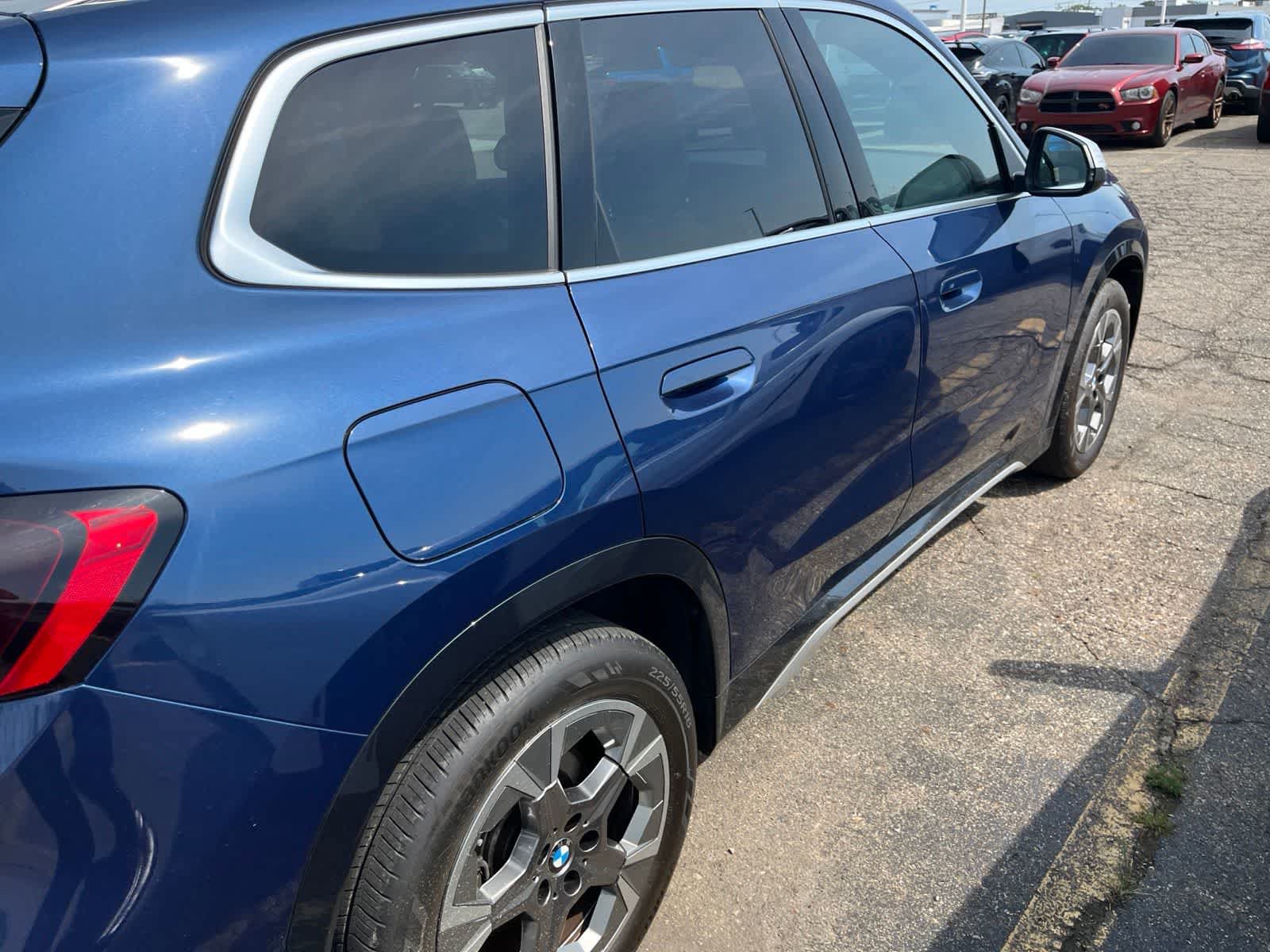 Used 2023 BMW X1 xDrive28i w/ Convenience Package AWD/4WD image 14