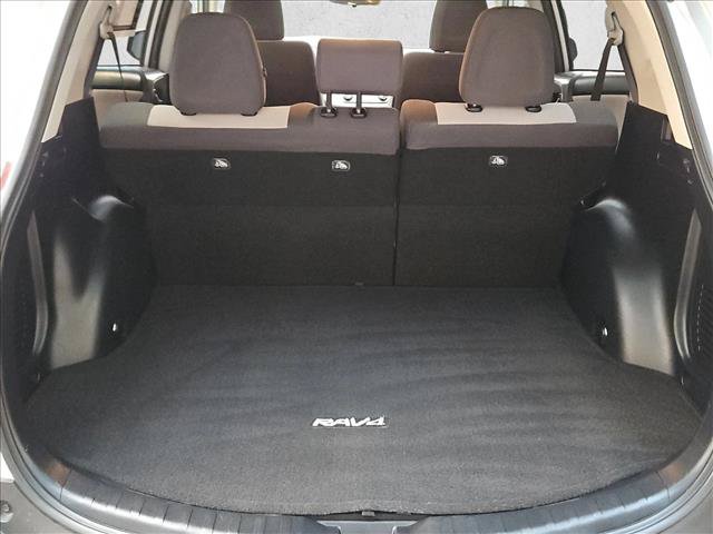 Used 2015 Toyota RAV4 XLE AWD/4WD image 6