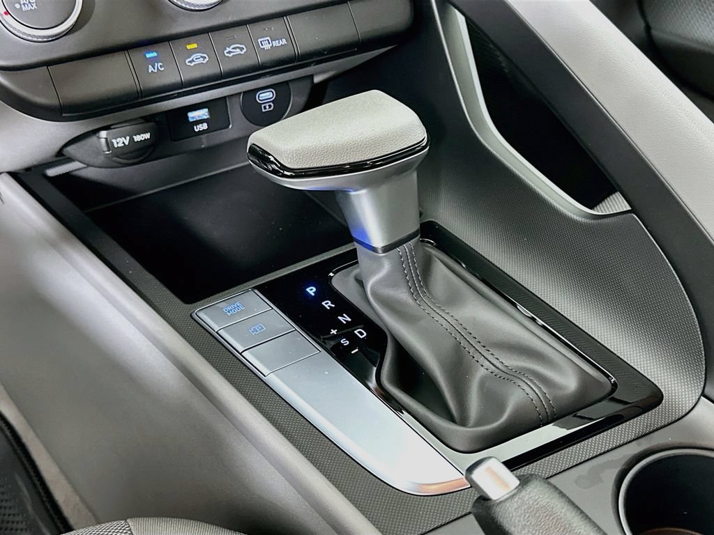 New 2026 Hyundai Elantra SE FWD image 14